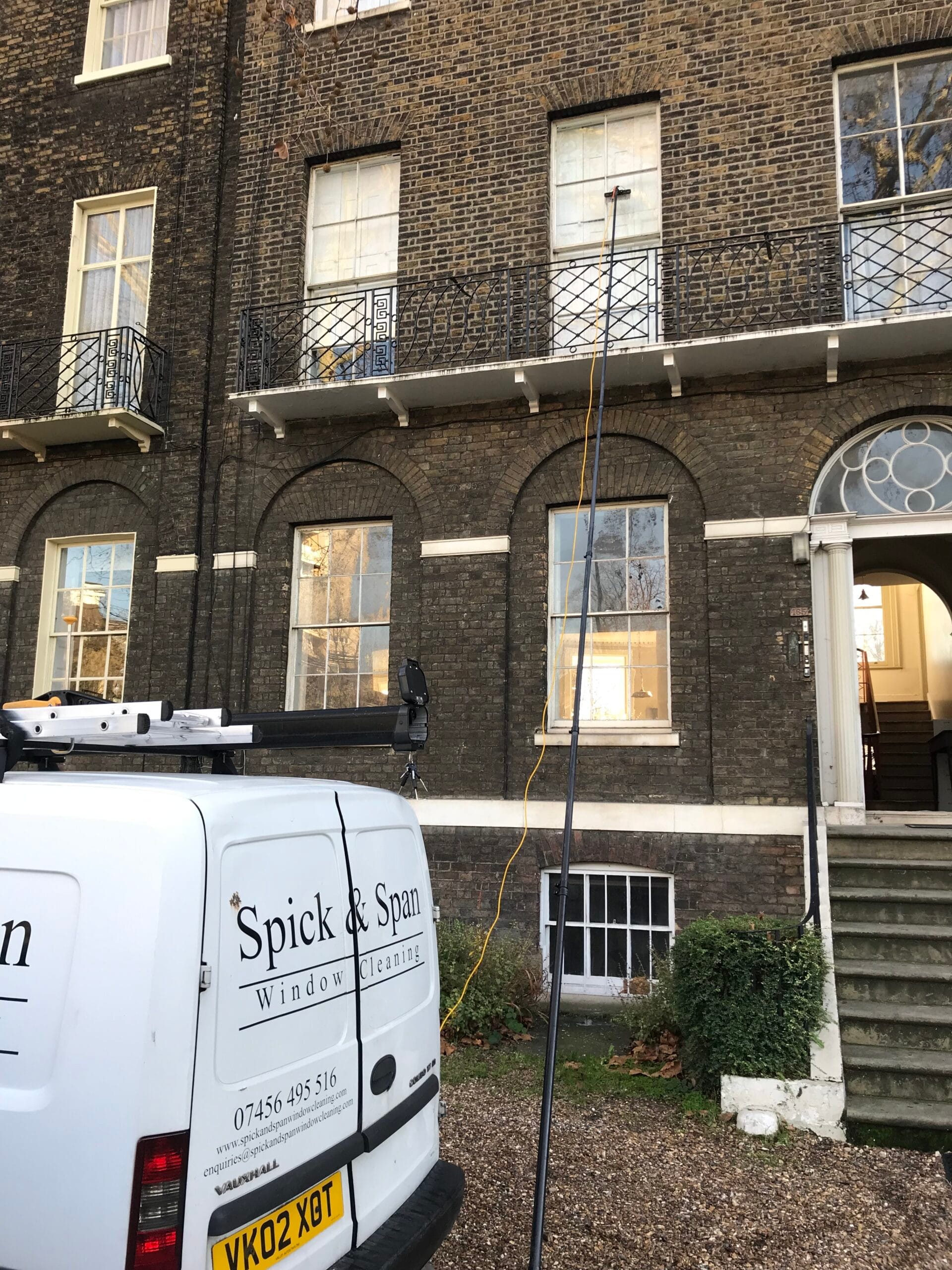 Professional window cleaning in East Dulwich SE22